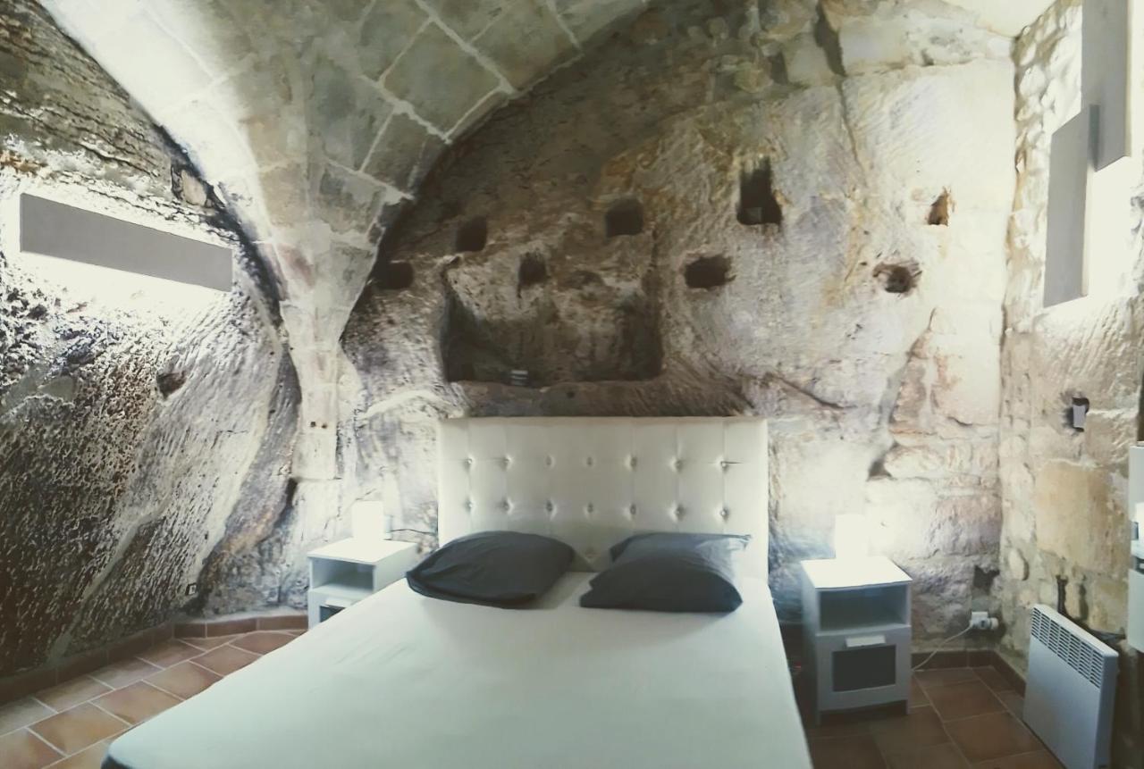 Maison Troglodyte En Provence Fontvieille Extérieur photo